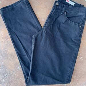 Wrangler men’s black slim straight jeans 32x32